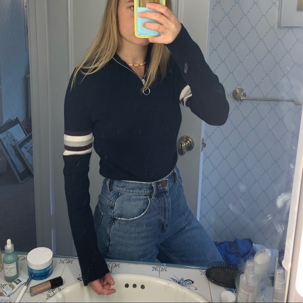 Vintage Urban Outfitters long sleeve. - Picture 1 of 7